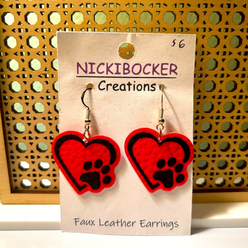 NWT Red Heart Paw Print Earrings